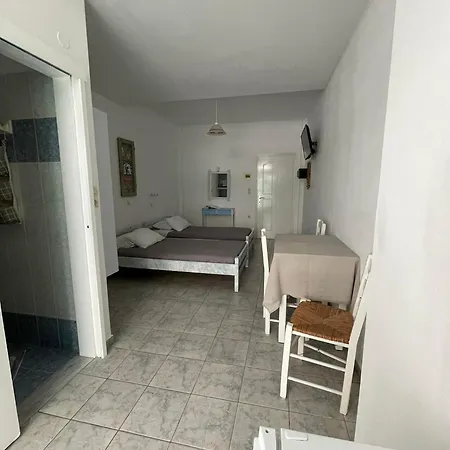Letta * Perissa (Santorini)