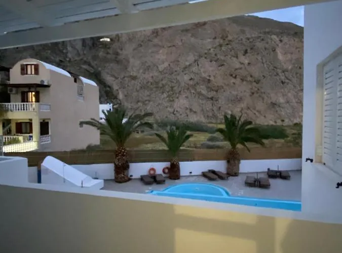 Letta * Perissa (Santorini)