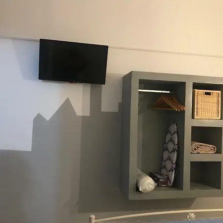 Letta * Perissa (Santorini)